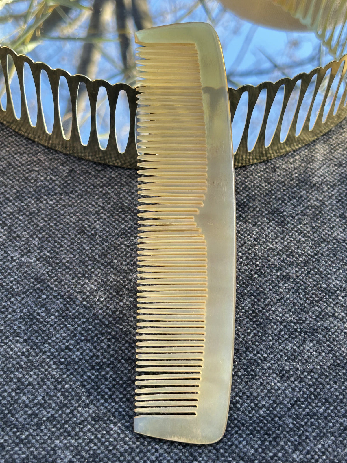 Peigne en corne naturelle Épure L – 18 cm