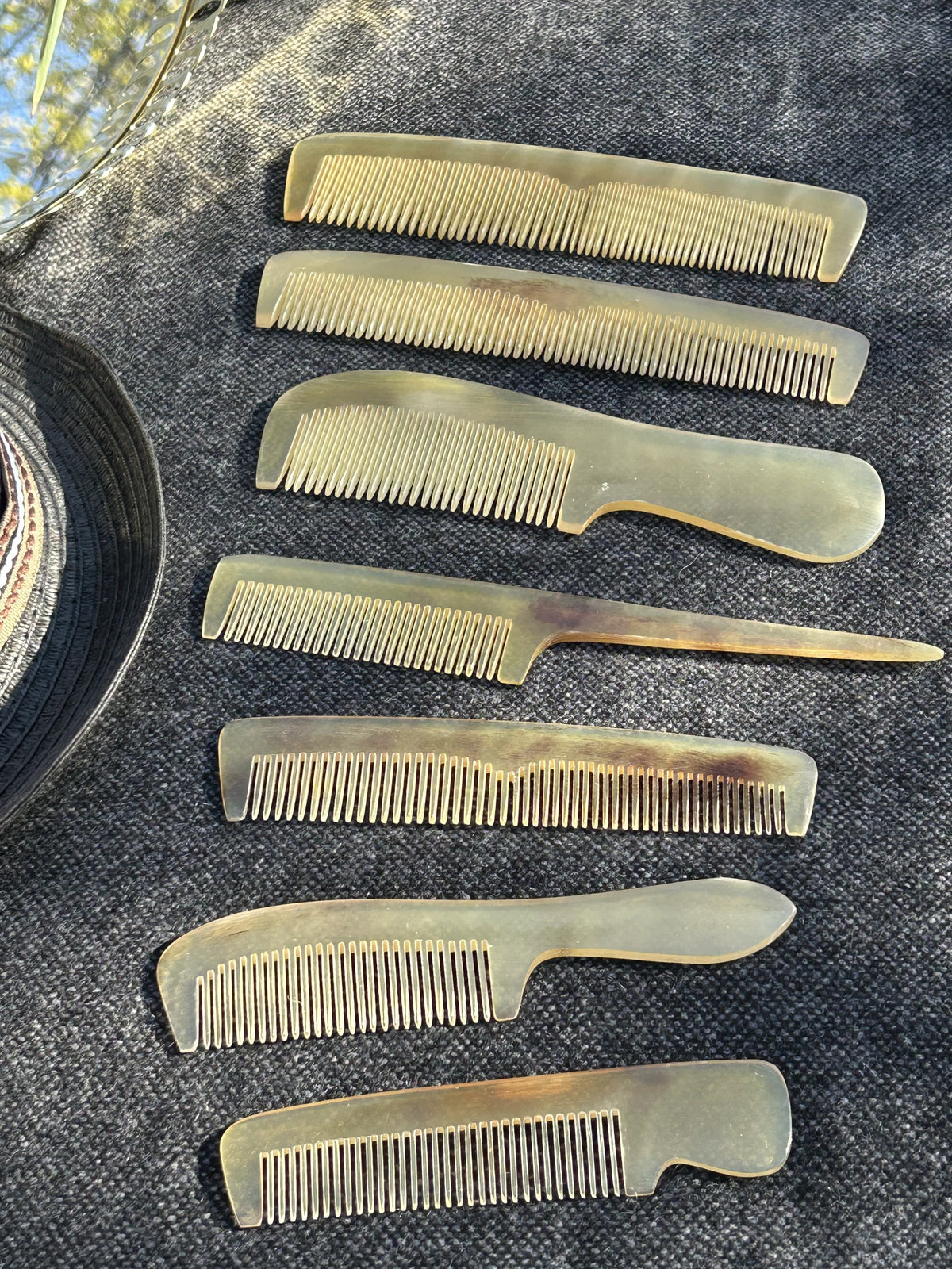Comment choisir son peigne en corne selon son type de cheveux ?