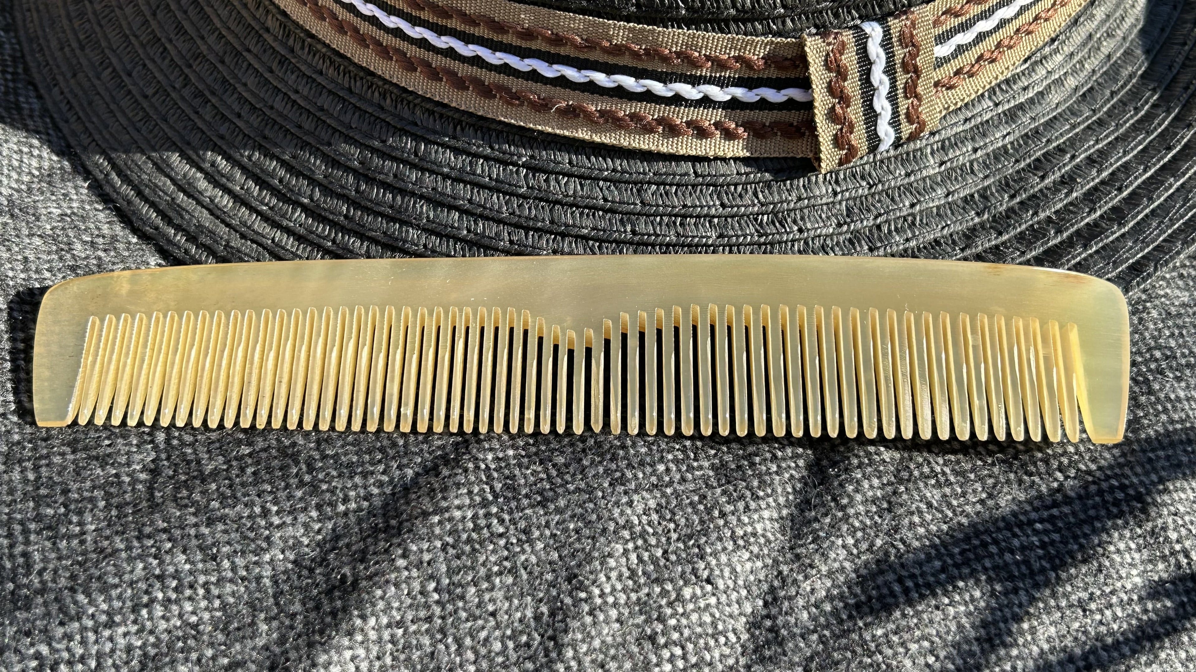 Peigne corne naturelle SOLSTICE - L