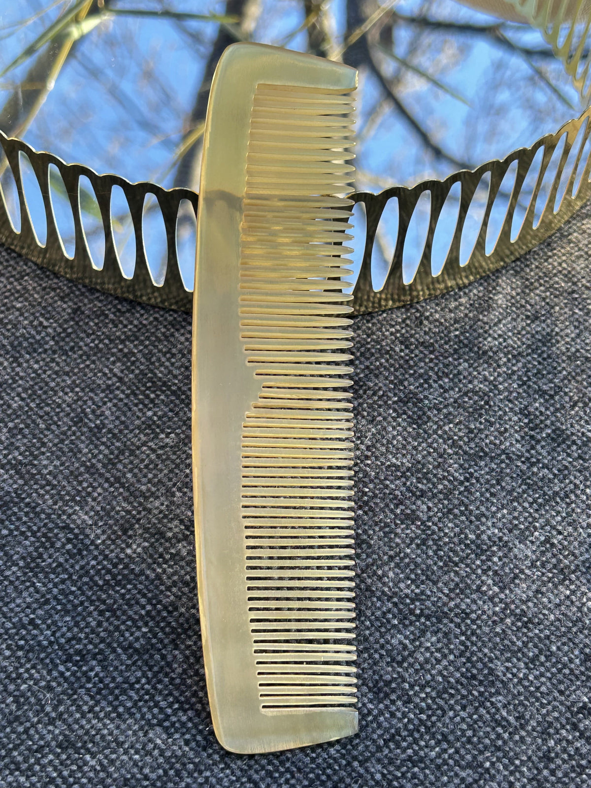 Peigne en corne naturelle Épure L – 18 cm