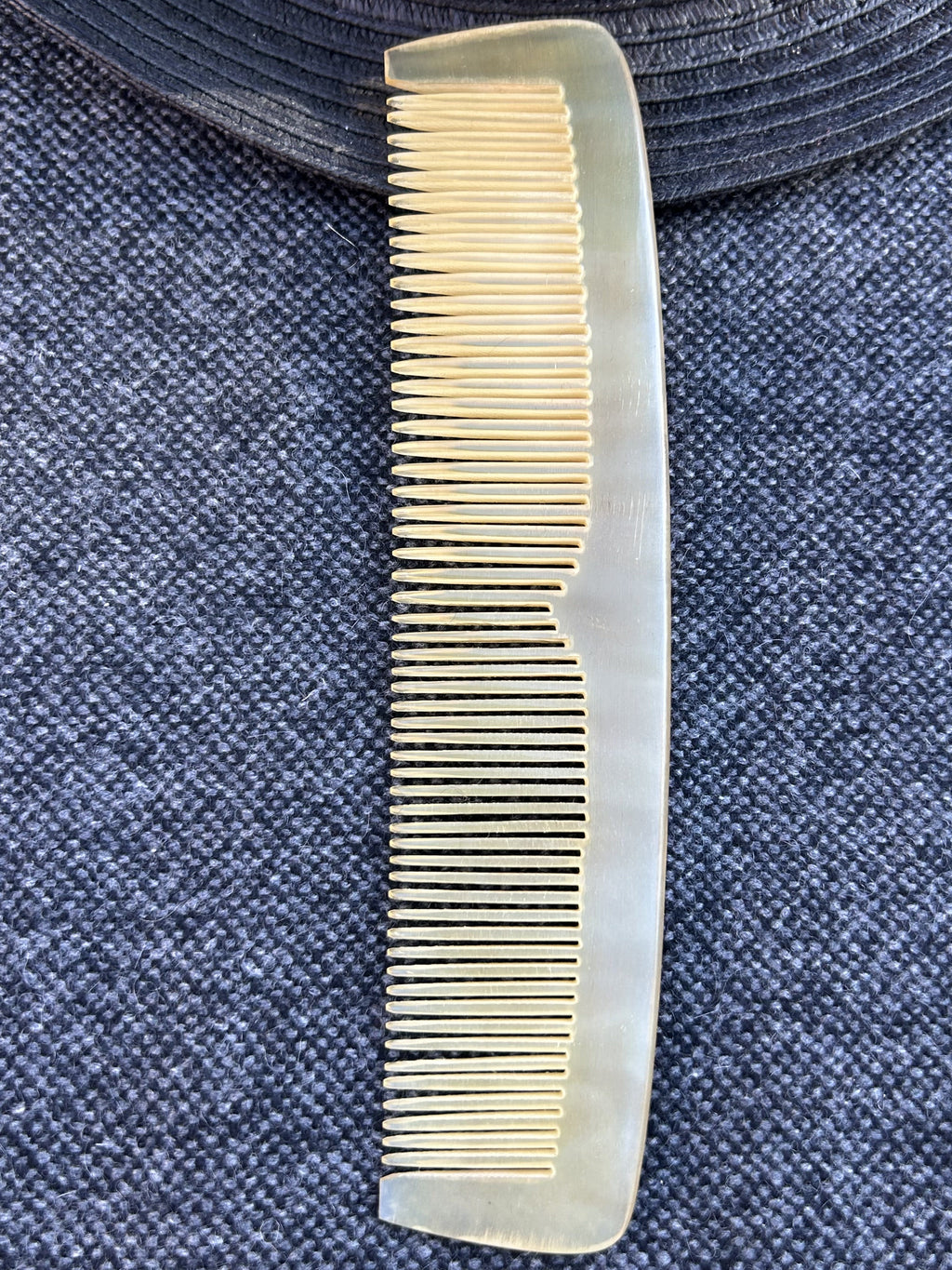 Peigne corne naturelle EPURE-L